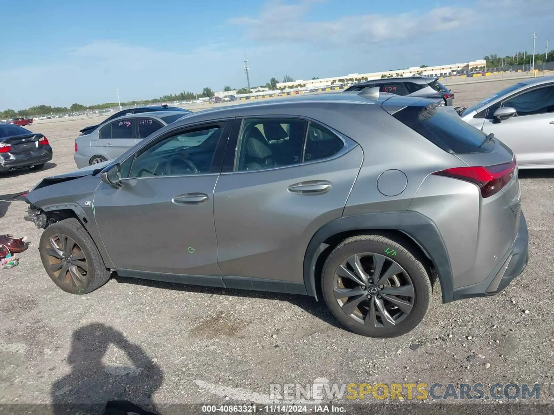 15 Фотография поврежденного автомобиля JTHY3JBH3K2014256 LEXUS UX 200 2019
