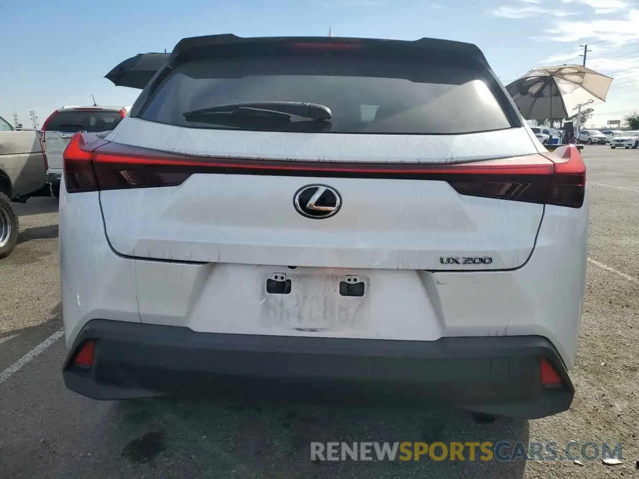 6 Photograph of a damaged car JTHY3JBH4K2014363 LEXUS UX 200 2019