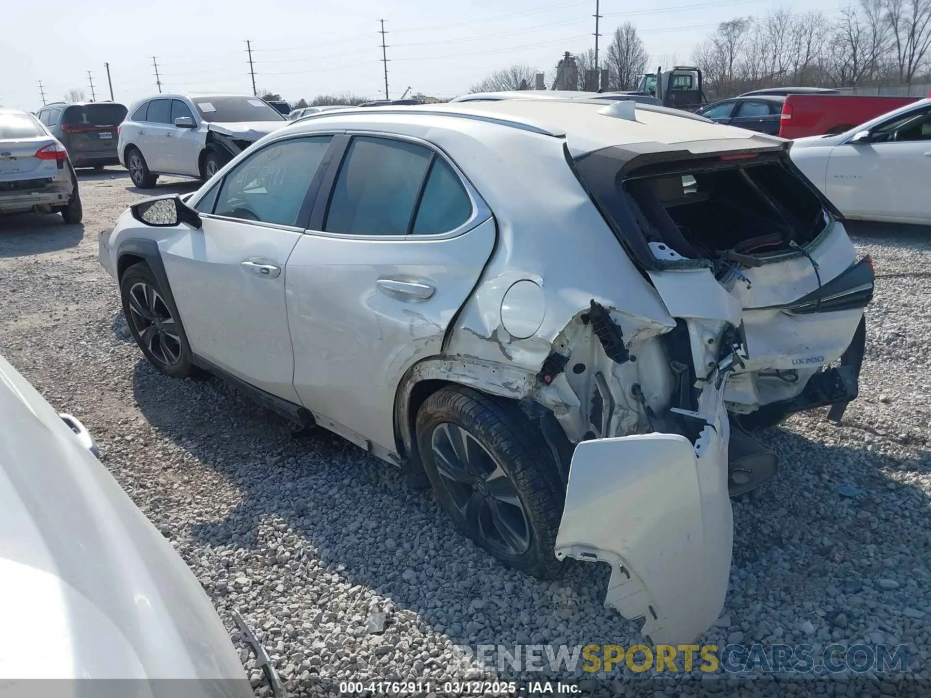 14 Photograph of a damaged car JTHY3JBH4K2014881 LEXUS UX 200 2019