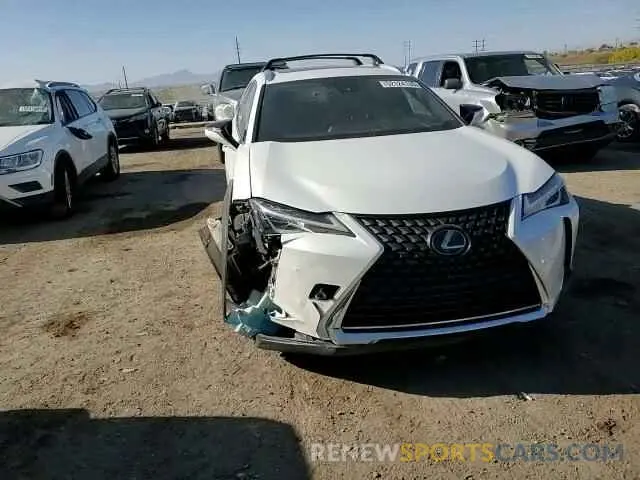11 Photograph of a damaged car JTHY3JBH5K2014971 LEXUS UX 200 2019