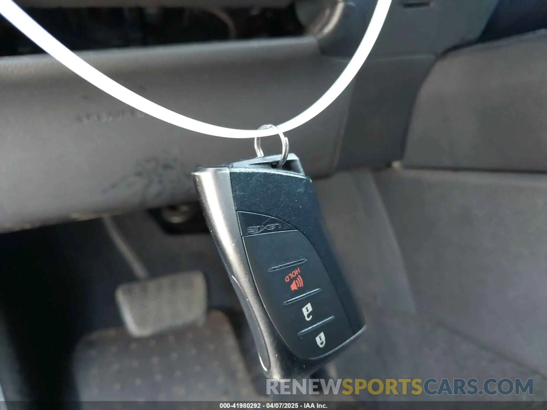 11 Photograph of a damaged car JTHY3JBH6K2002909 LEXUS UX 200 2019