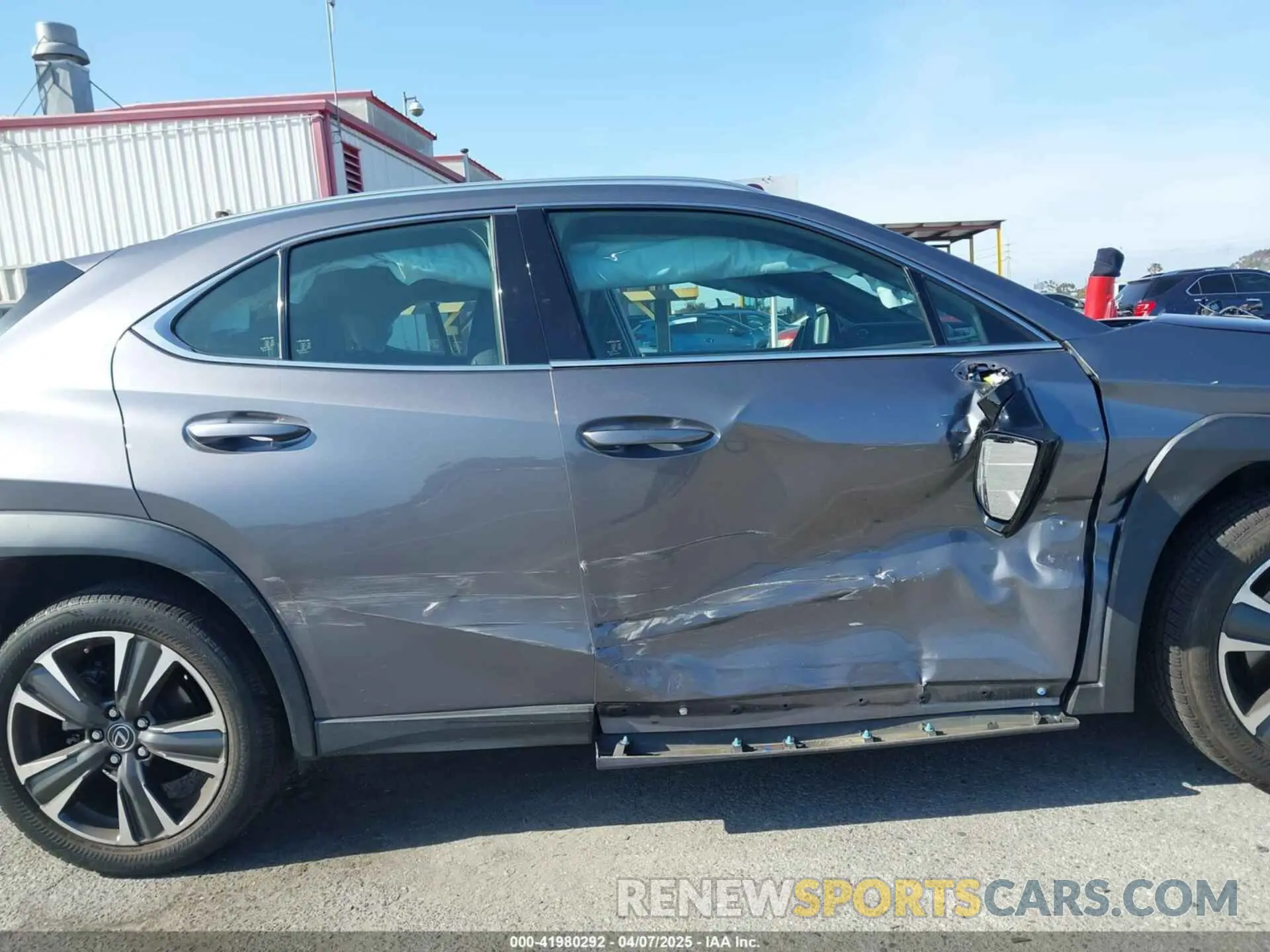 13 Photograph of a damaged car JTHY3JBH6K2002909 LEXUS UX 200 2019