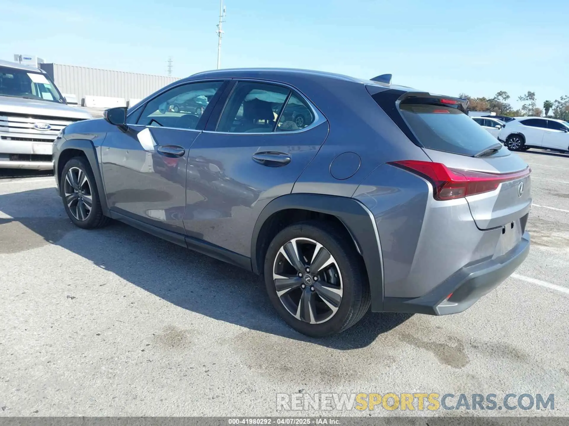 3 Photograph of a damaged car JTHY3JBH6K2002909 LEXUS UX 200 2019