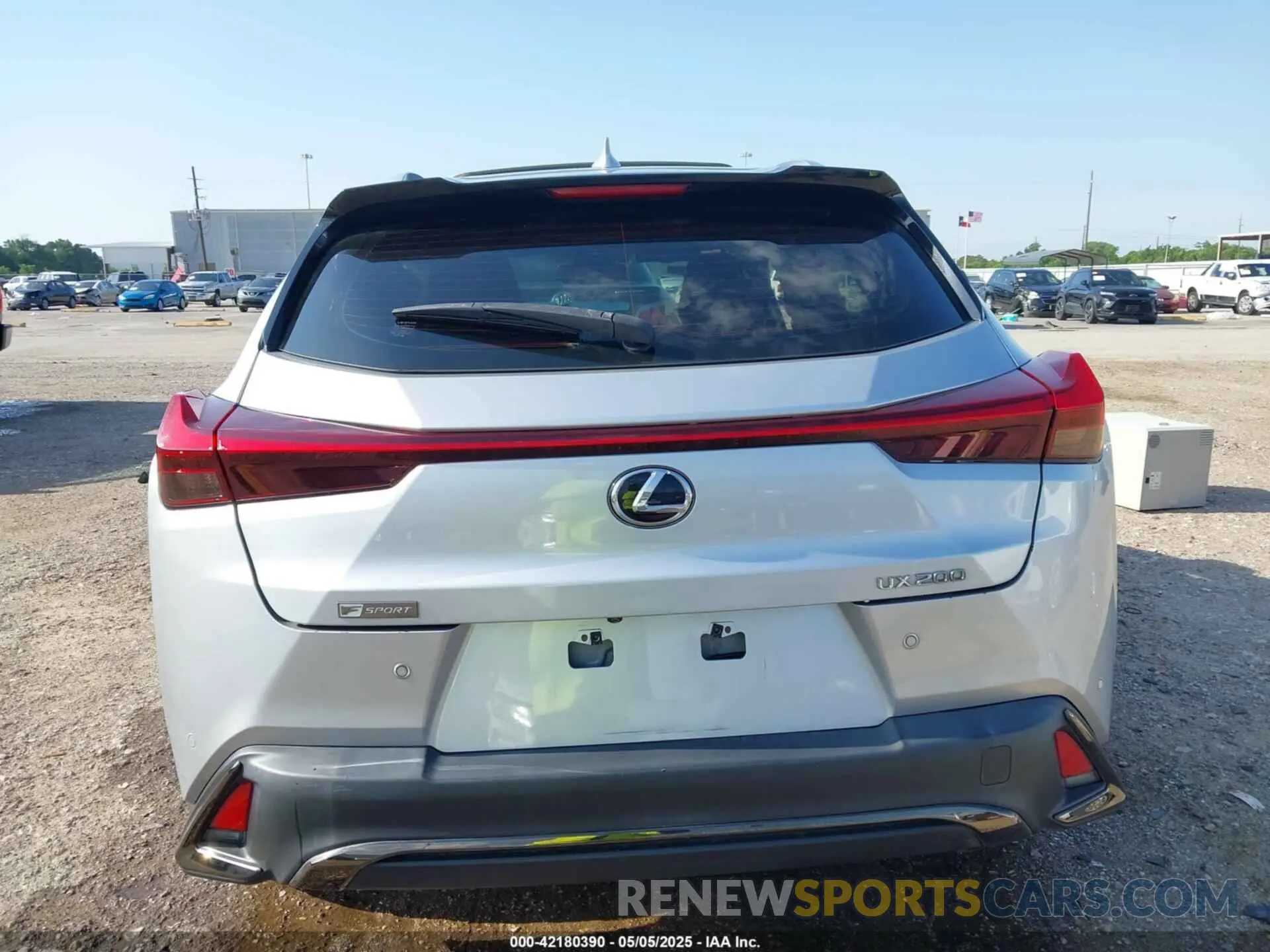 15 Фотография поврежденного автомобиля JTHY3JBH6K2013523 LEXUS UX 200 2019