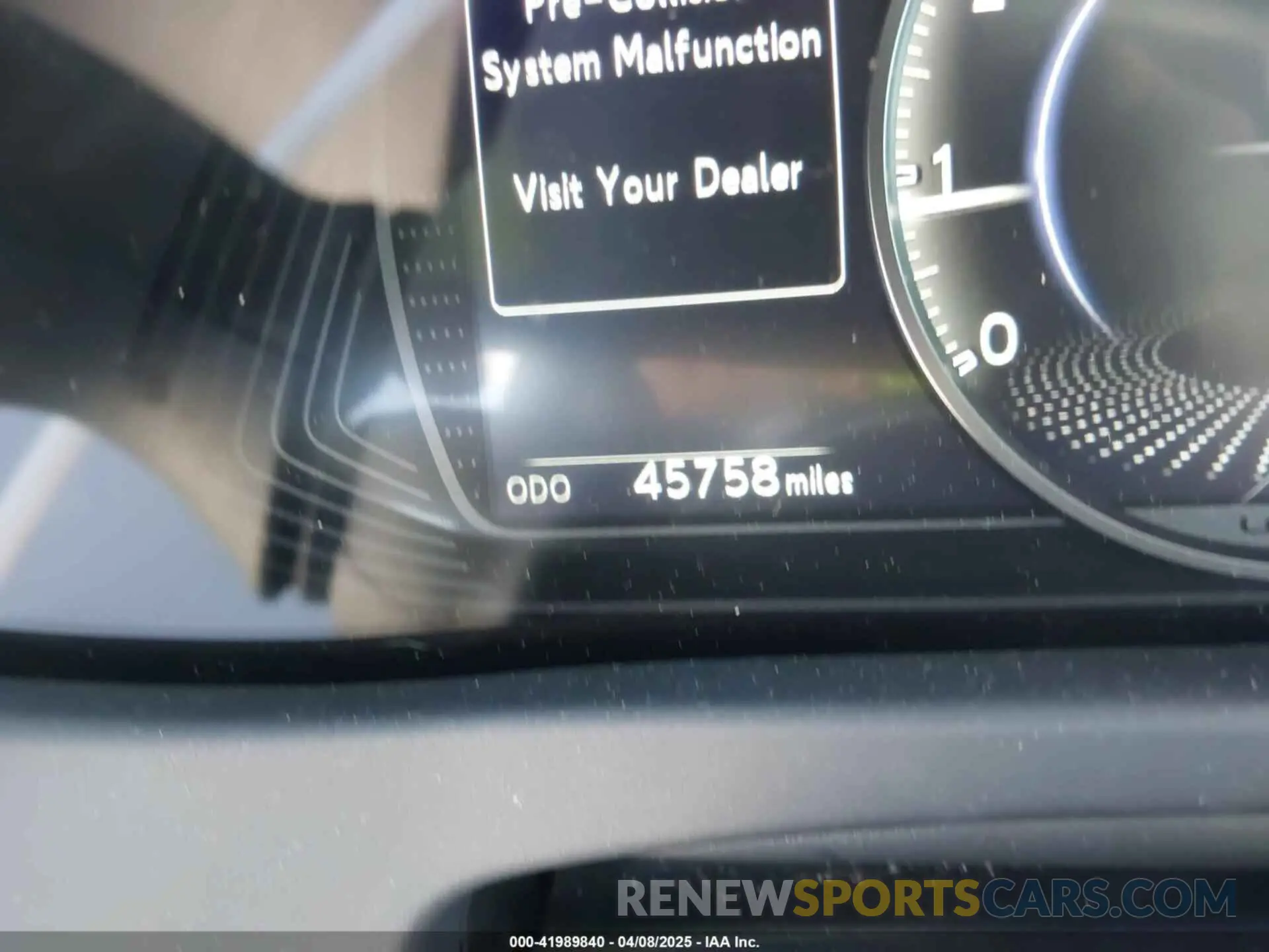 16 Photograph of a damaged car JTHY3JBH7K2006547 LEXUS UX 200 2019