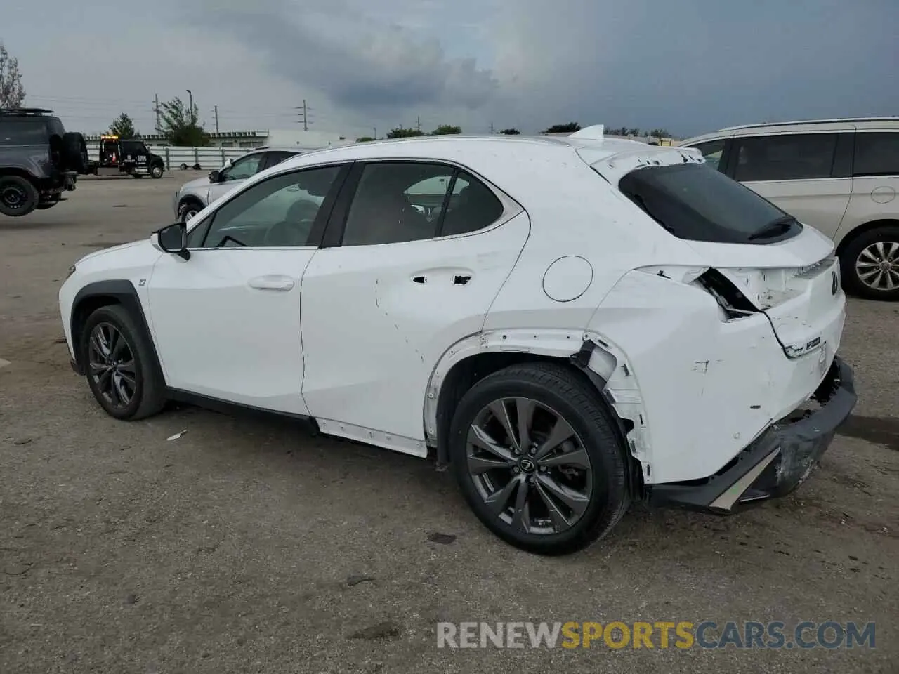 2 Фотография поврежденного автомобиля JTHY3JBH8K2005424 LEXUS UX 200 2019