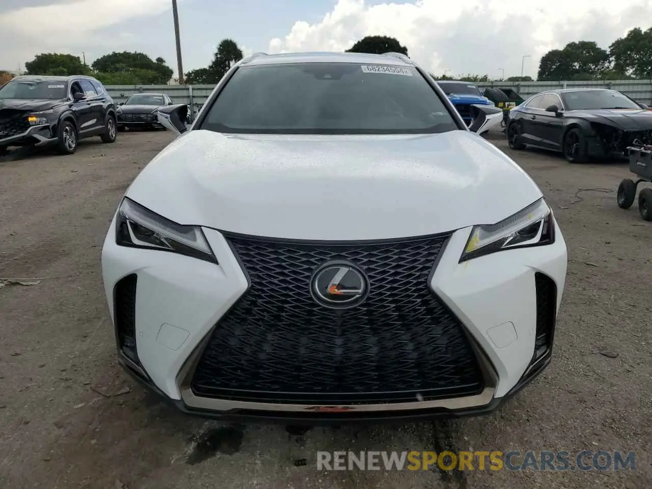 5 Фотография поврежденного автомобиля JTHY3JBH8K2005424 LEXUS UX 200 2019