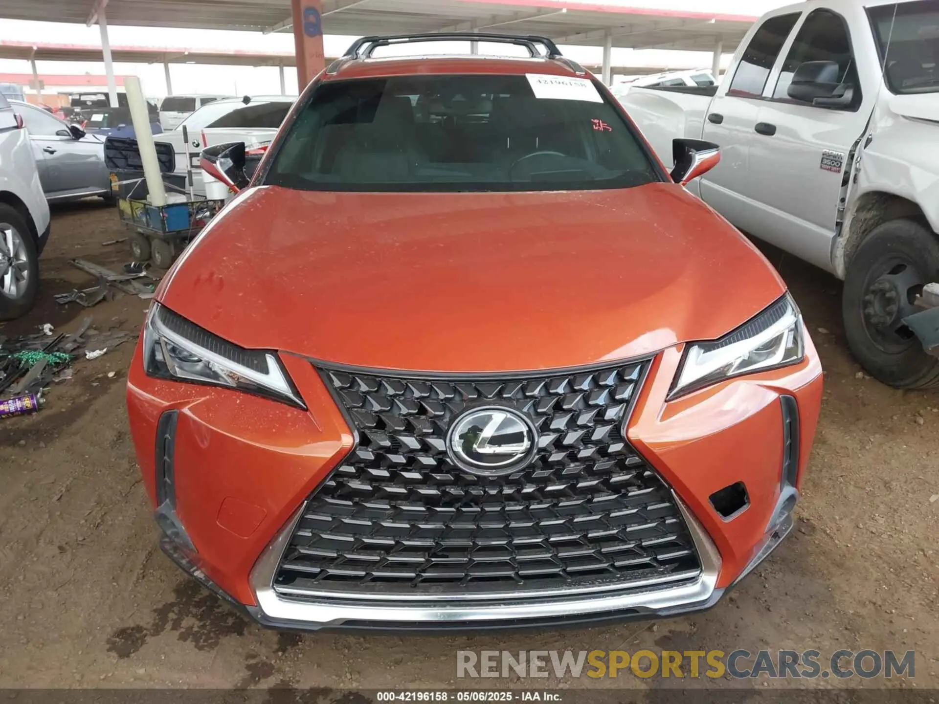 13 Photograph of a damaged car JTHY3JBH9K2005464 LEXUS UX 200 2019