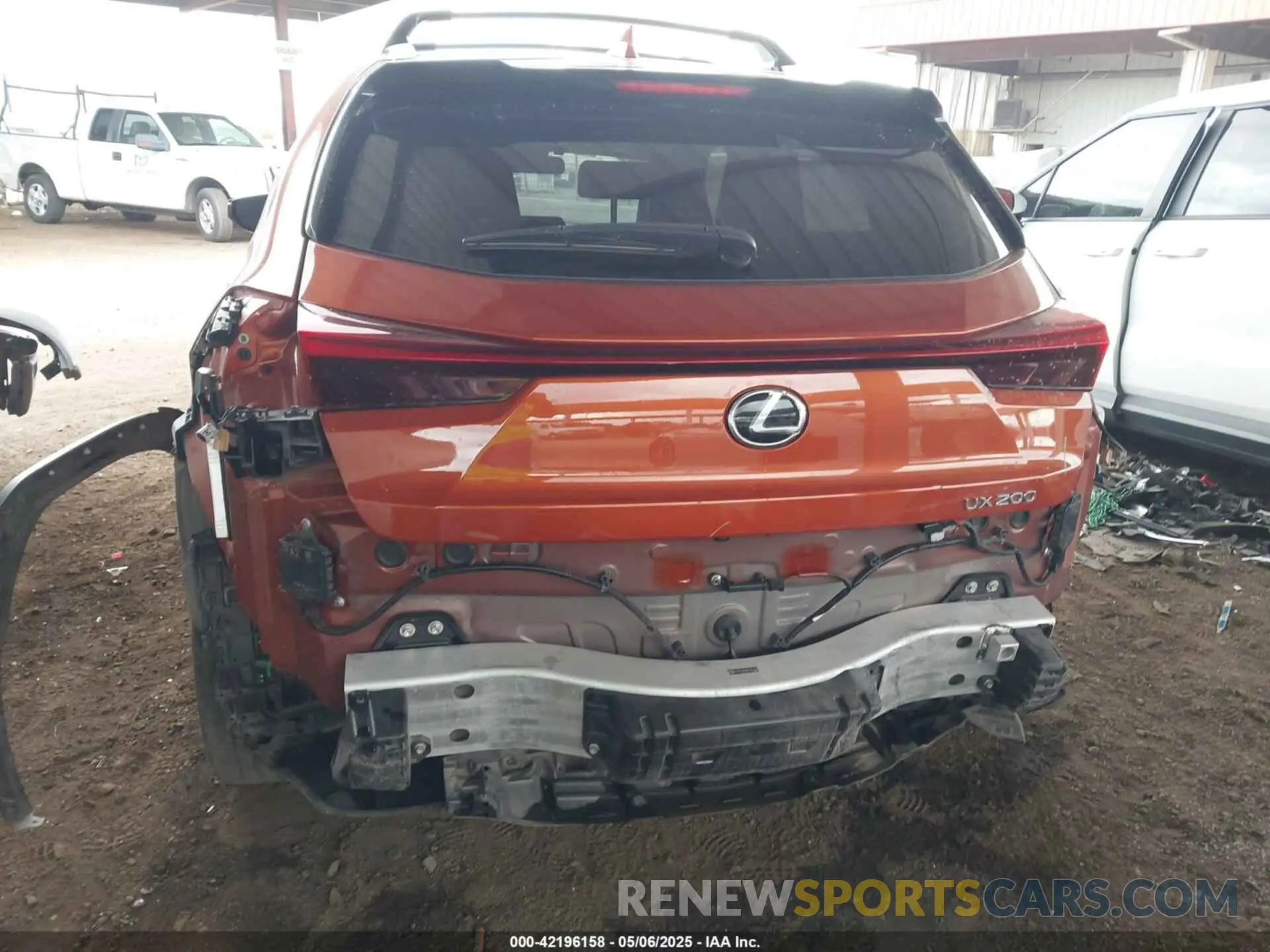 6 Photograph of a damaged car JTHY3JBH9K2005464 LEXUS UX 200 2019