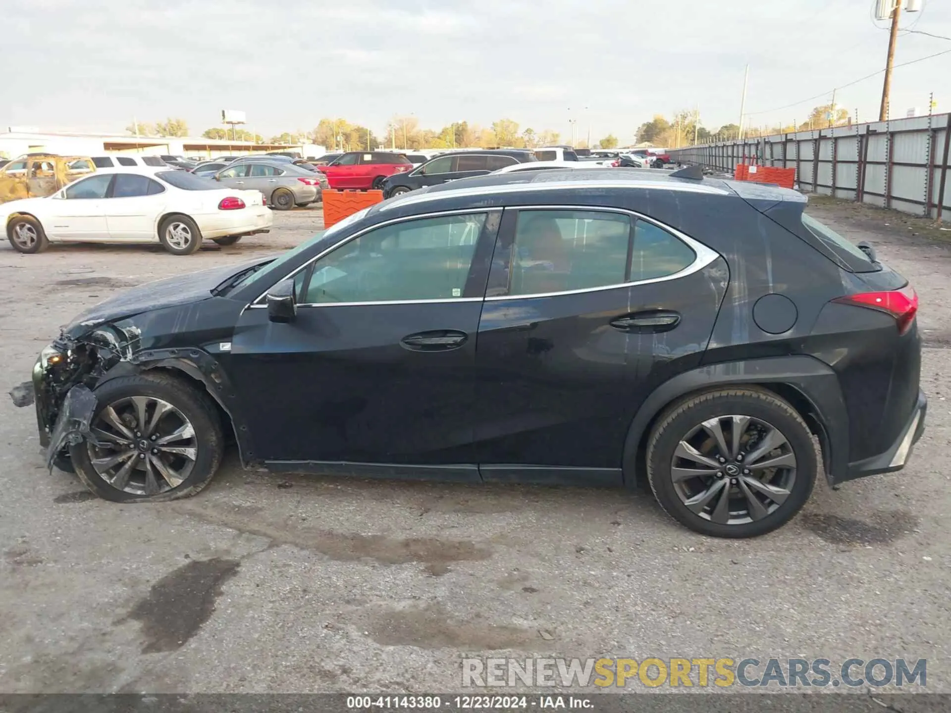 14 Photograph of a damaged car JTHY3JBHXK2004226 LEXUS UX 200 2019