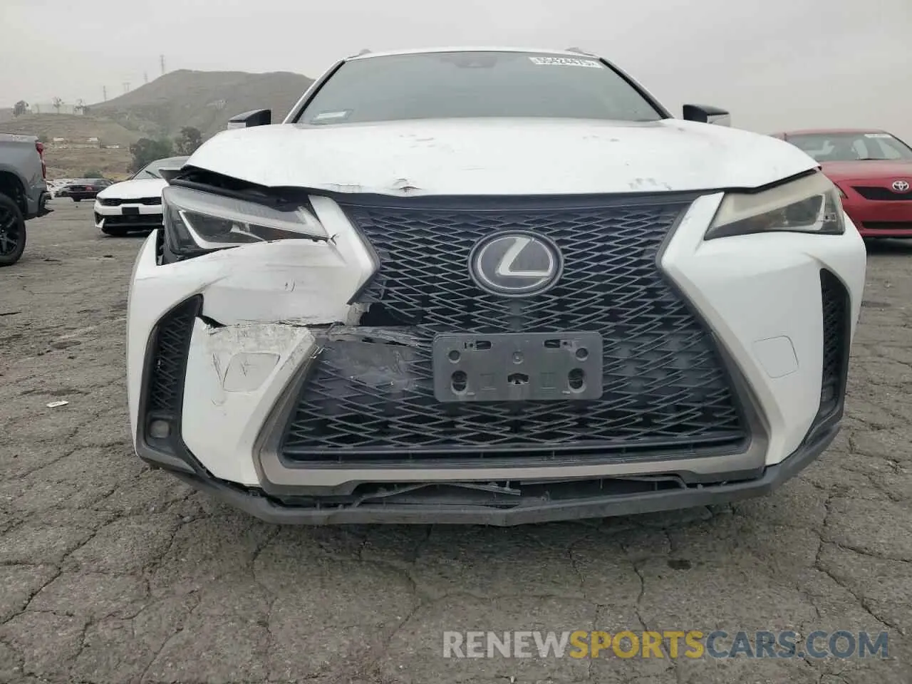 5 Photograph of a damaged car JTHY3JBHXK2016540 LEXUS UX 200 2019