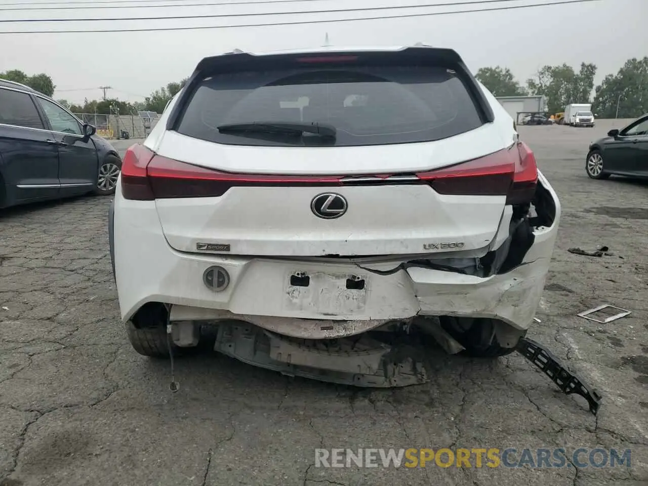 6 Photograph of a damaged car JTHY3JBHXK2016540 LEXUS UX 200 2019