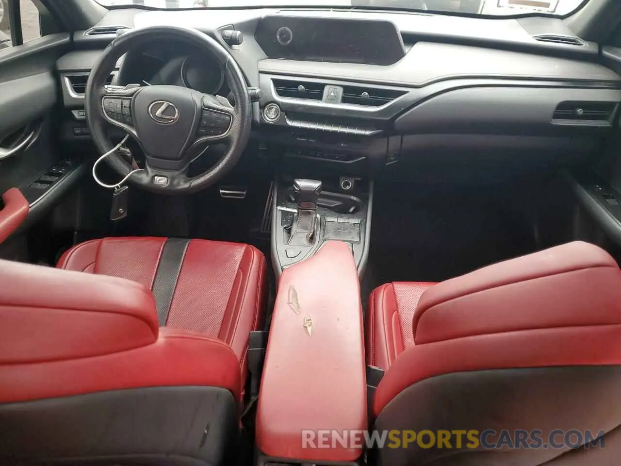 8 Photograph of a damaged car JTHY3JBHXK2016540 LEXUS UX 200 2019
