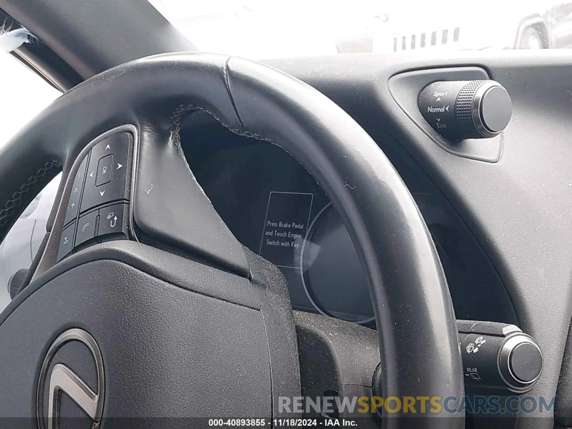 14 Фотография поврежденного автомобиля JTHX3JBH3L2030132 LEXUS UX 200 2020