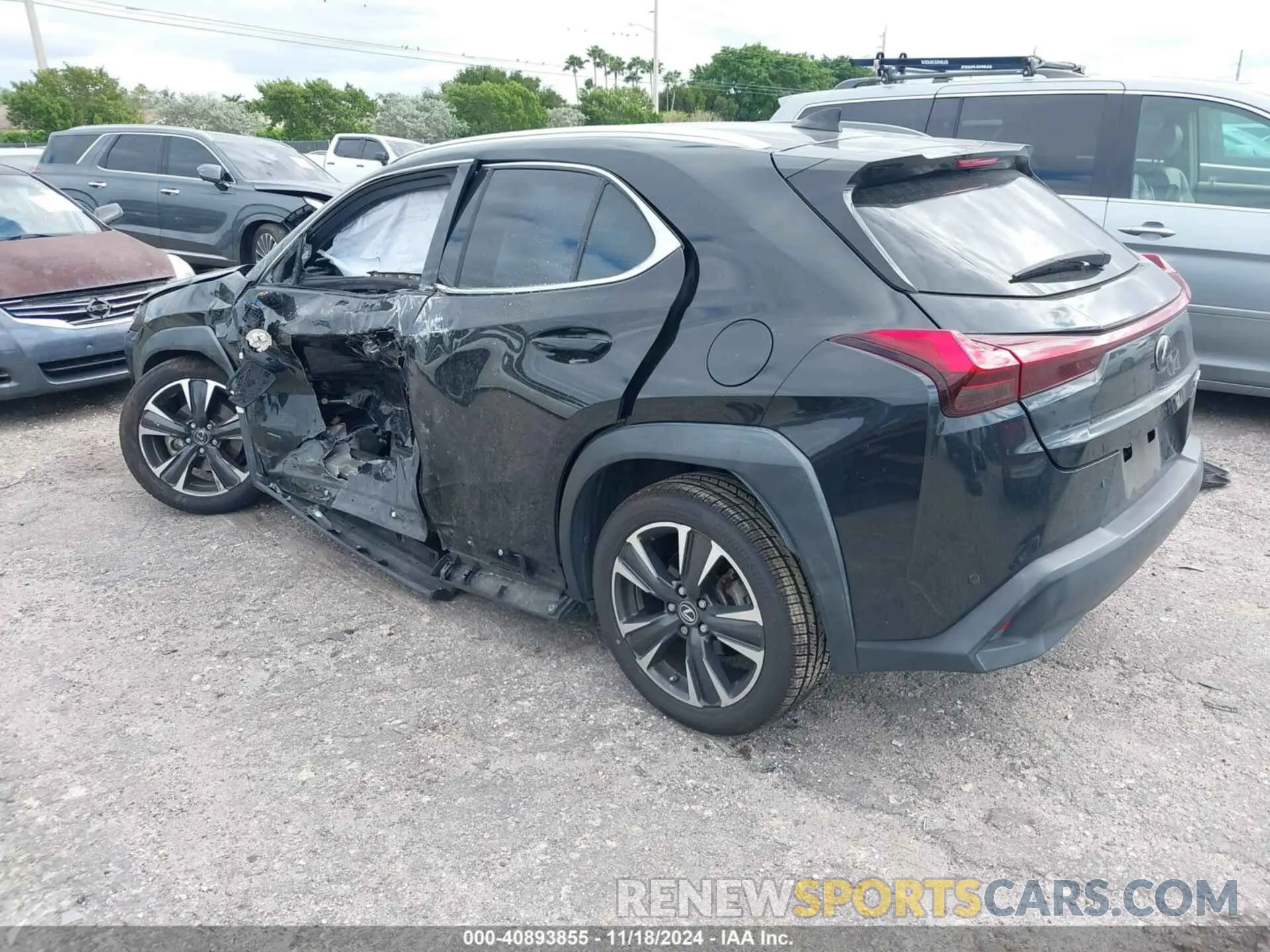 3 Фотография поврежденного автомобиля JTHX3JBH3L2030132 LEXUS UX 200 2020
