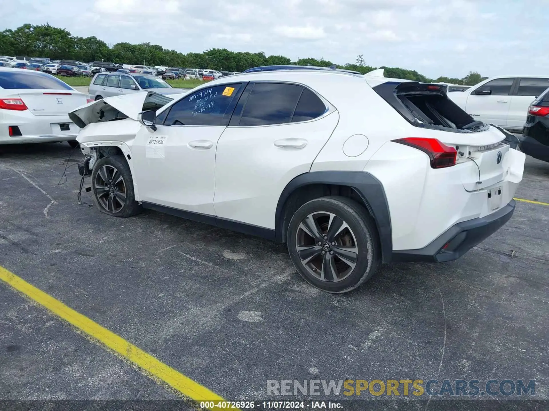 3 Photograph of a damaged car JTHX3JBH6L2024714 LEXUS UX 200 2020