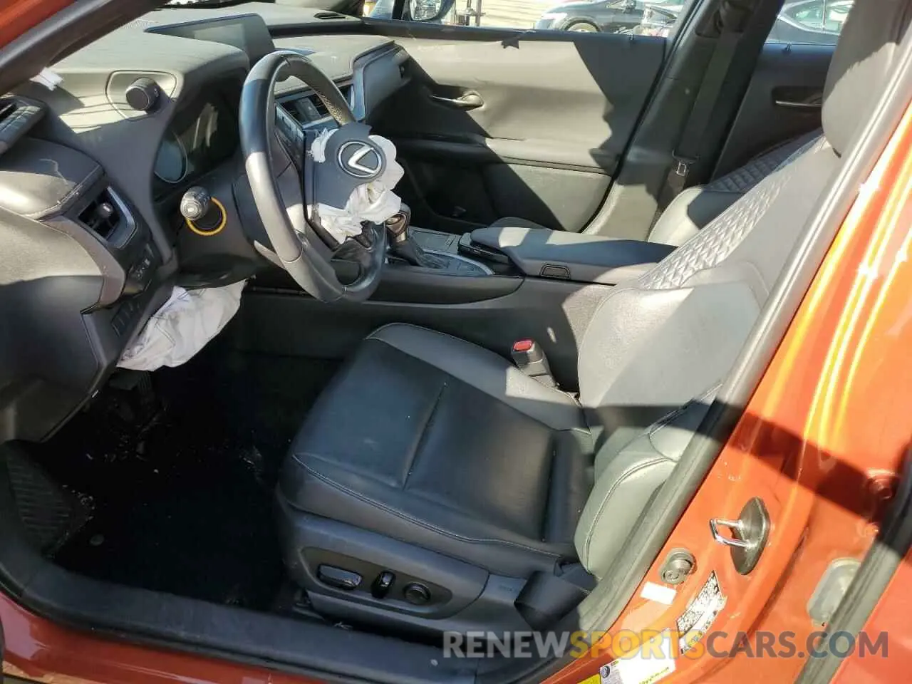 7 Photograph of a damaged car JTHX3JBH1M2036853 LEXUS UX 200 2021