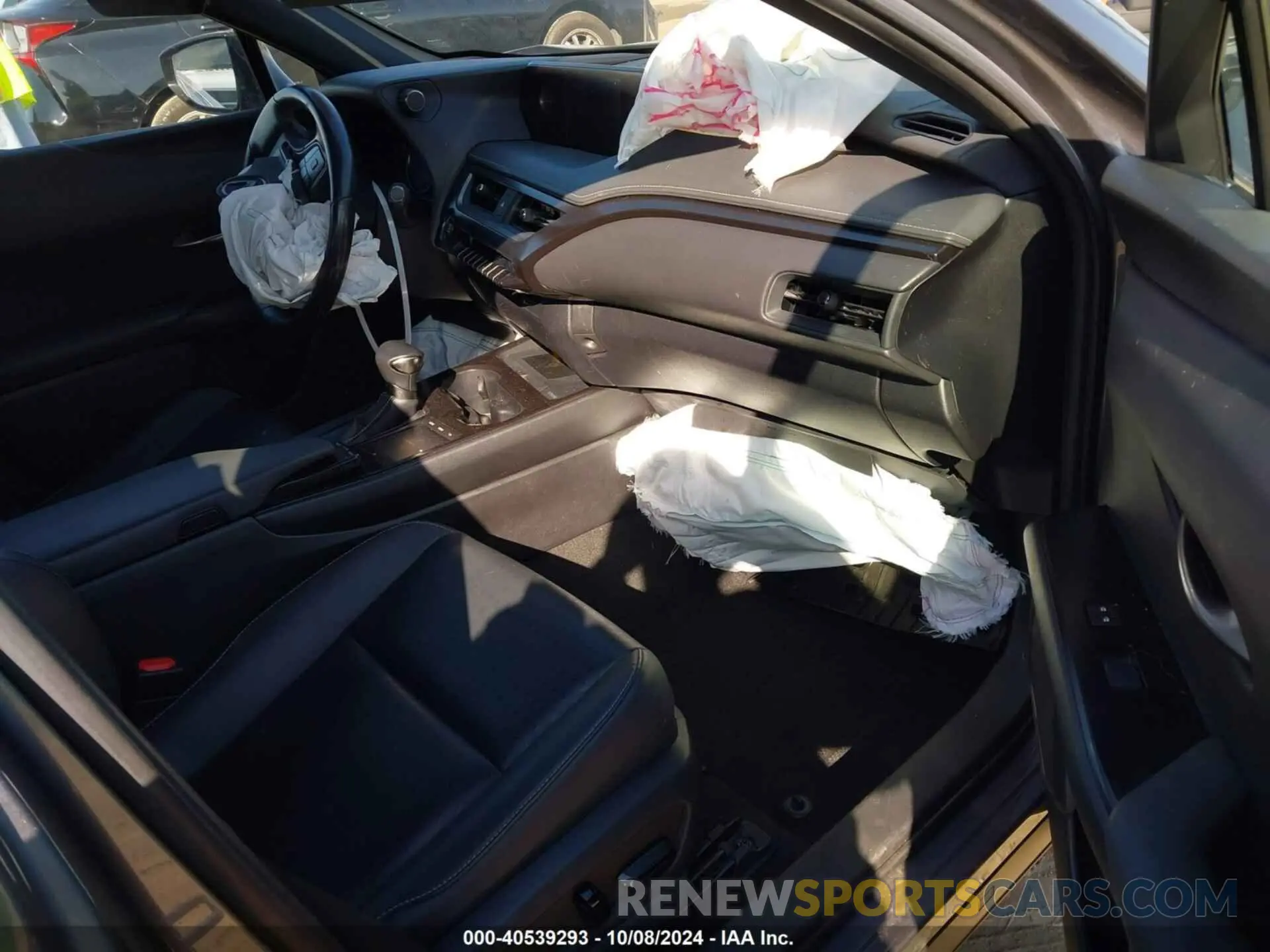 5 Фотография поврежденного автомобиля JTHX3JBH2M2042130 LEXUS UX 200 2021