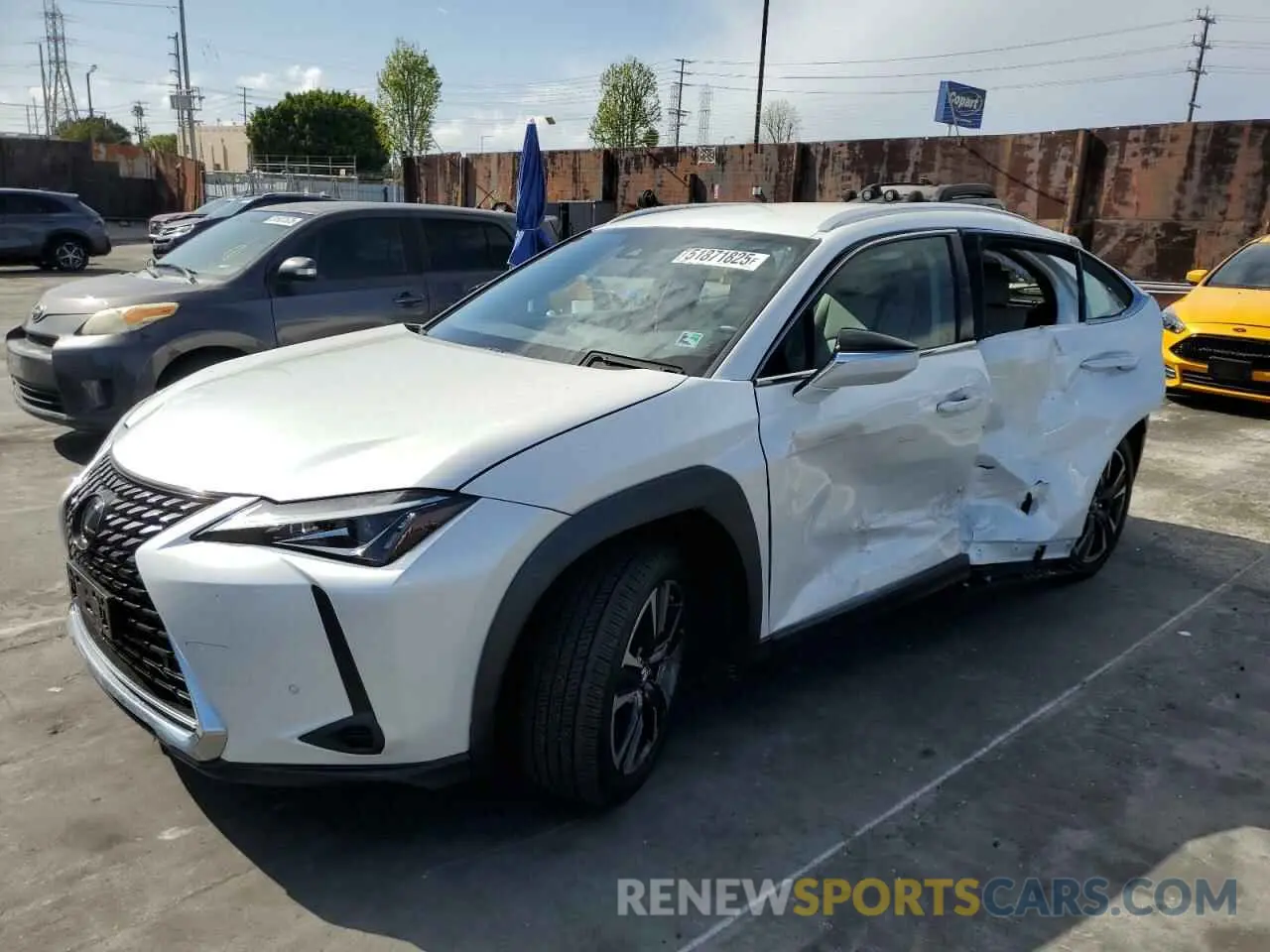 1 Фотография поврежденного автомобиля JTHX3JBHXM2038035 LEXUS UX 200 2021