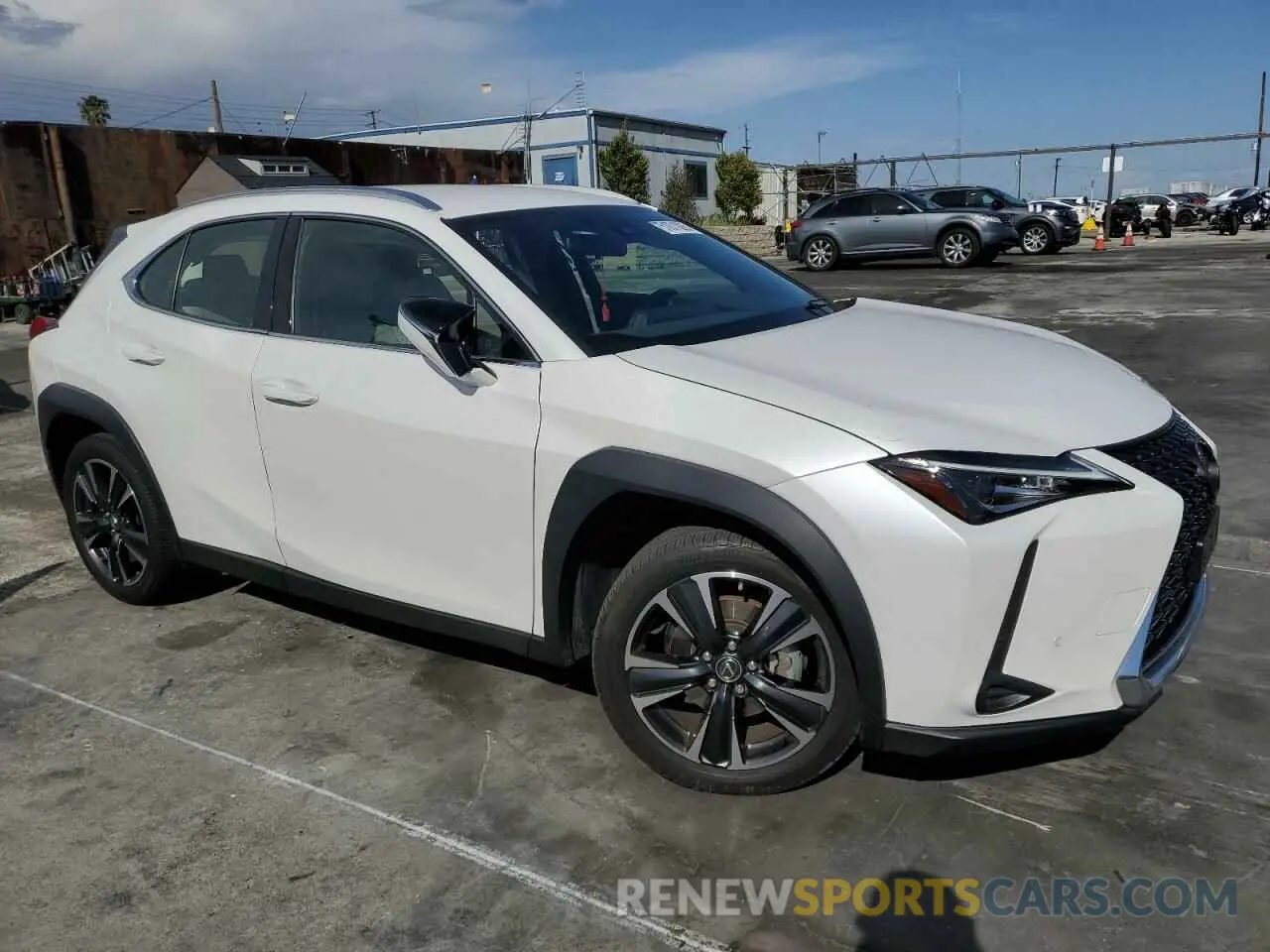 4 Фотография поврежденного автомобиля JTHX3JBHXM2038035 LEXUS UX 200 2021