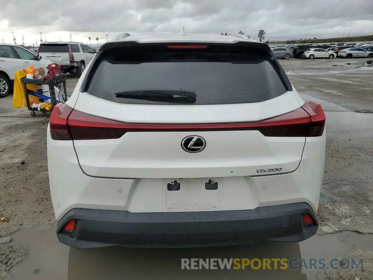 6 Photograph of a damaged car JTHX3JBHXM2040304 LEXUS UX 200 2021