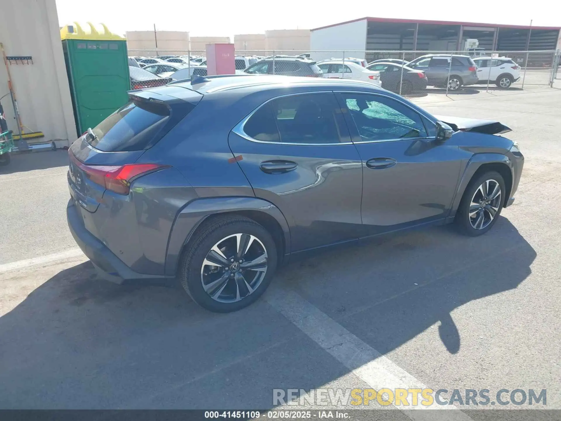 4 Фотография поврежденного автомобиля JTHL3JBH0N2046676 LEXUS UX 200 2022