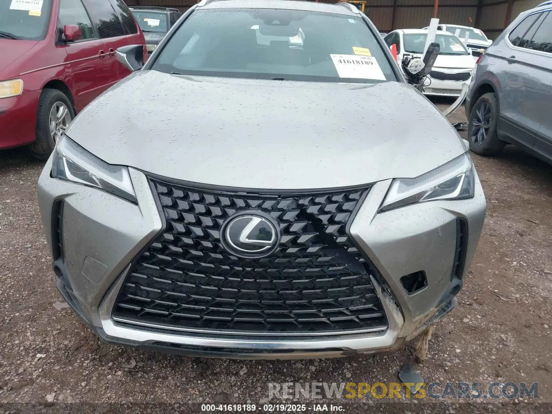 12 Фотография поврежденного автомобиля JTHP3JBH4N2049713 LEXUS UX 200 2022