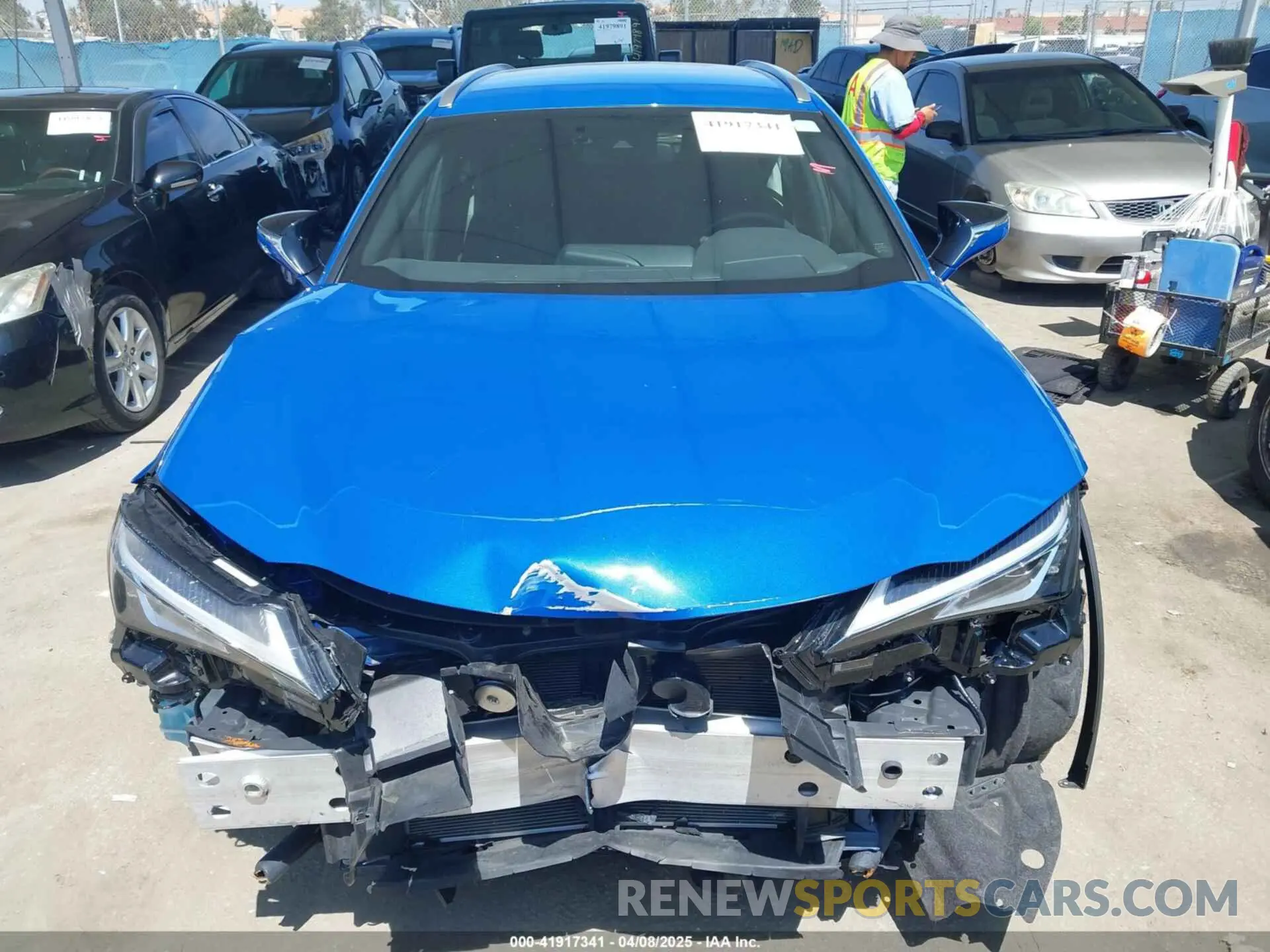12 Фотография поврежденного автомобиля JTHX3JBH0N2049742 LEXUS UX 200 2022