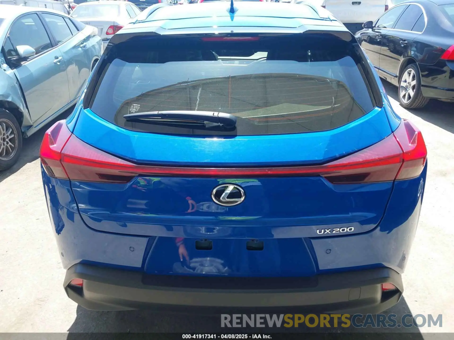 16 Фотография поврежденного автомобиля JTHX3JBH0N2049742 LEXUS UX 200 2022