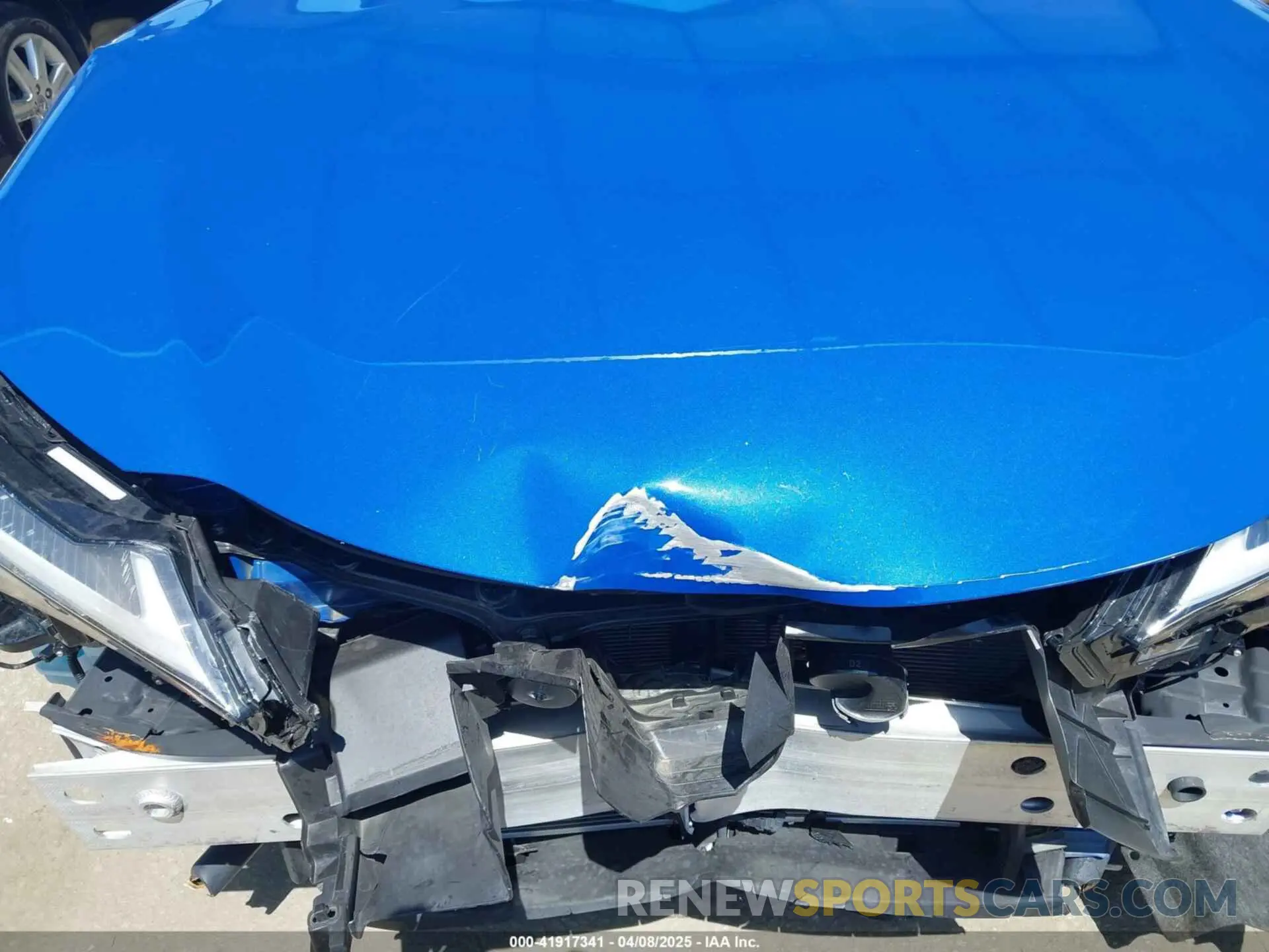 19 Фотография поврежденного автомобиля JTHX3JBH0N2049742 LEXUS UX 200 2022