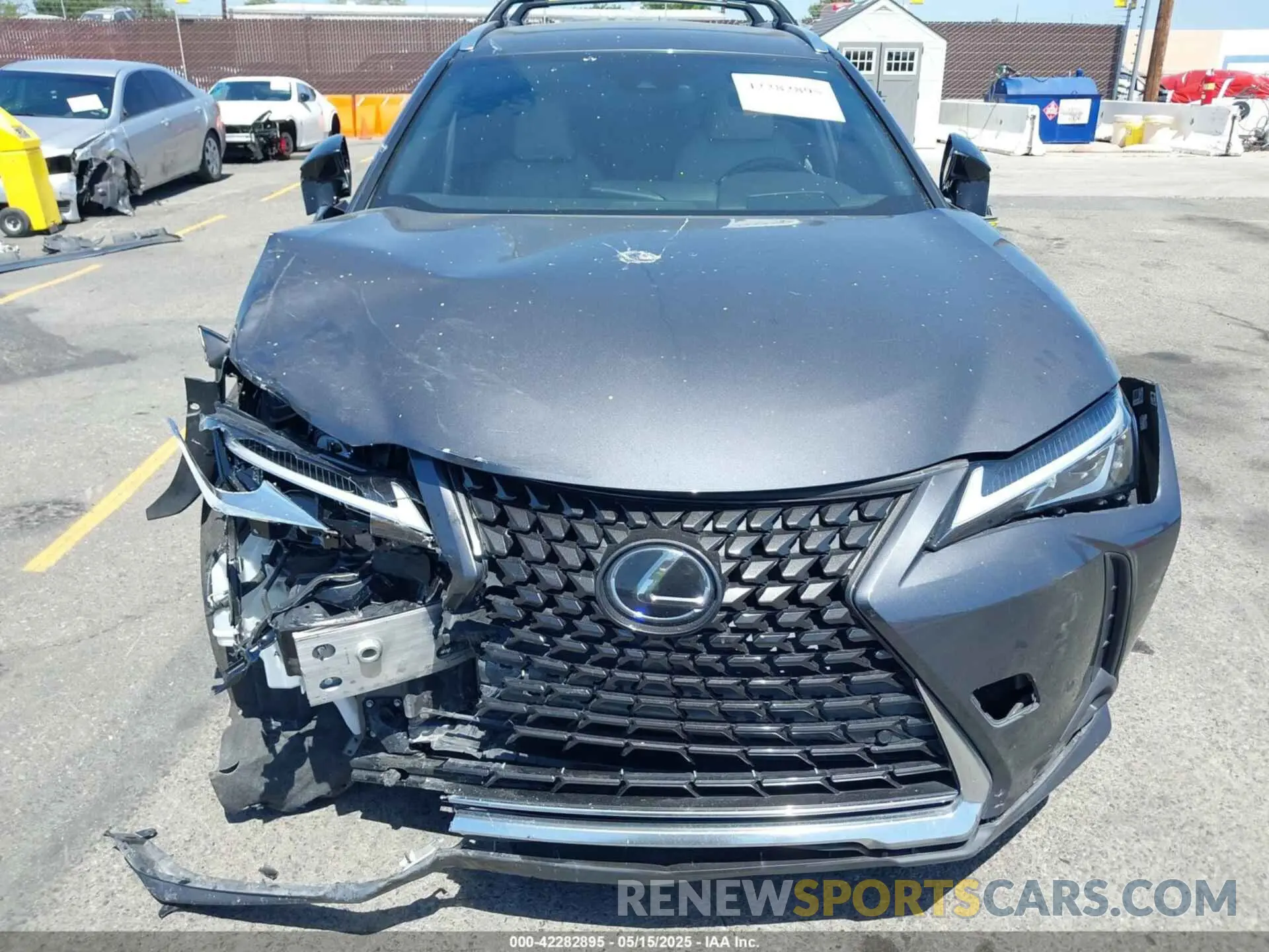 12 Фотография поврежденного автомобиля JTHX3JBH7N2055392 LEXUS UX 200 2022