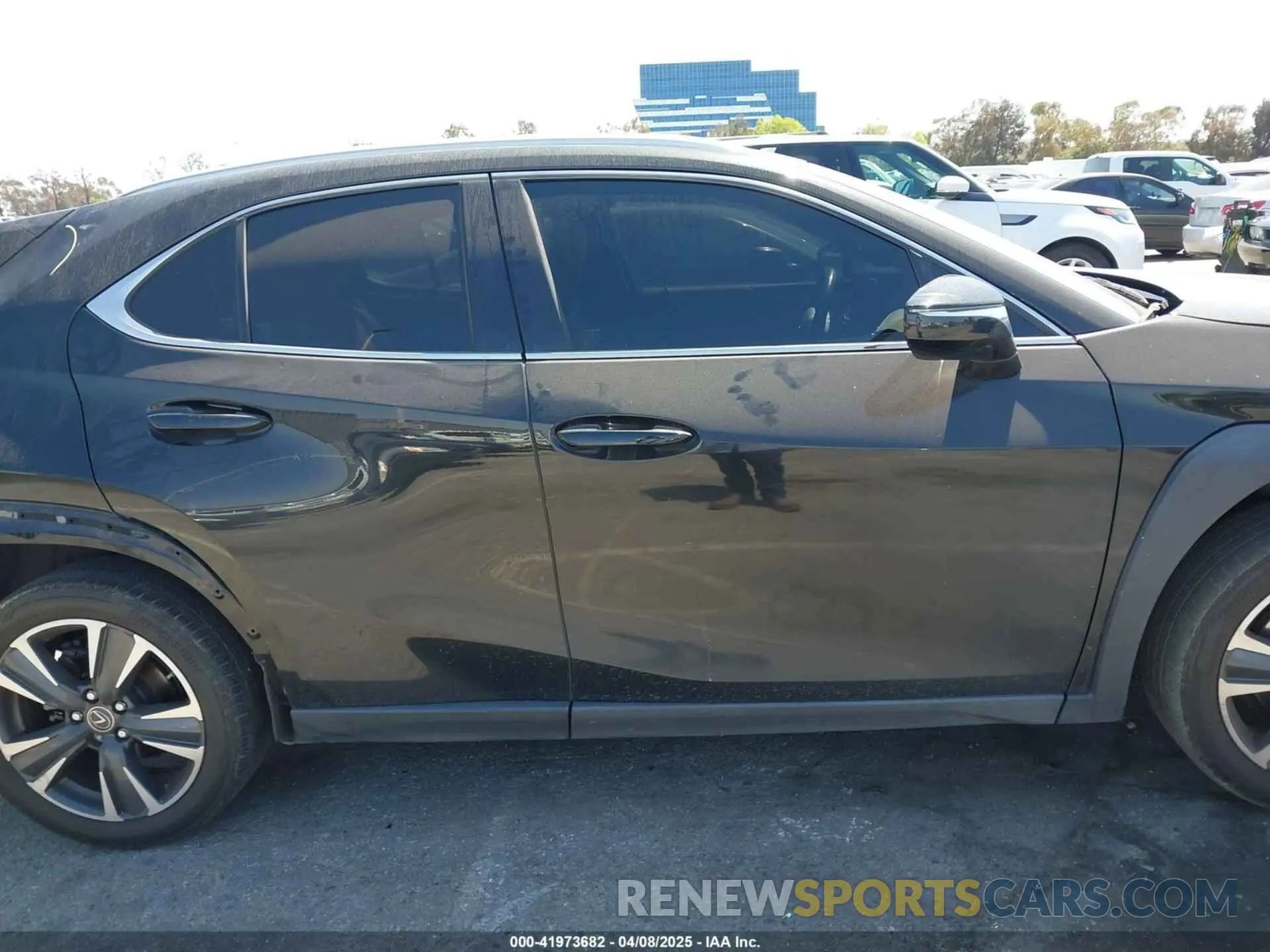 14 Photograph of a damaged car JTHX3JBH8N2047074 LEXUS UX 200 2022