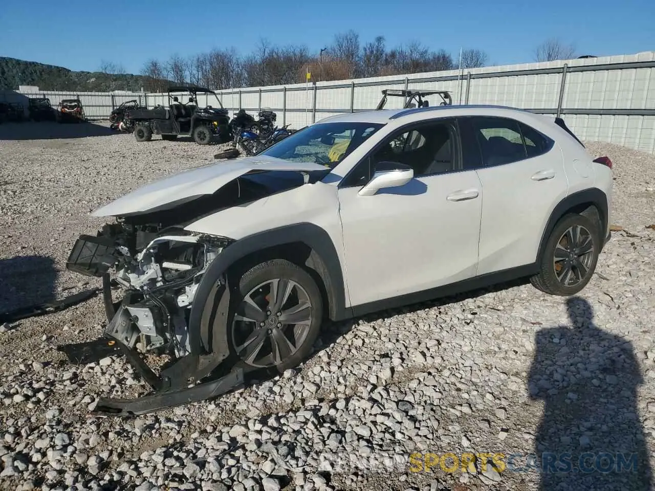 1 Фотография поврежденного автомобиля JTHX3JBH4N2053616 LEXUS UX 200 BAS 2022
