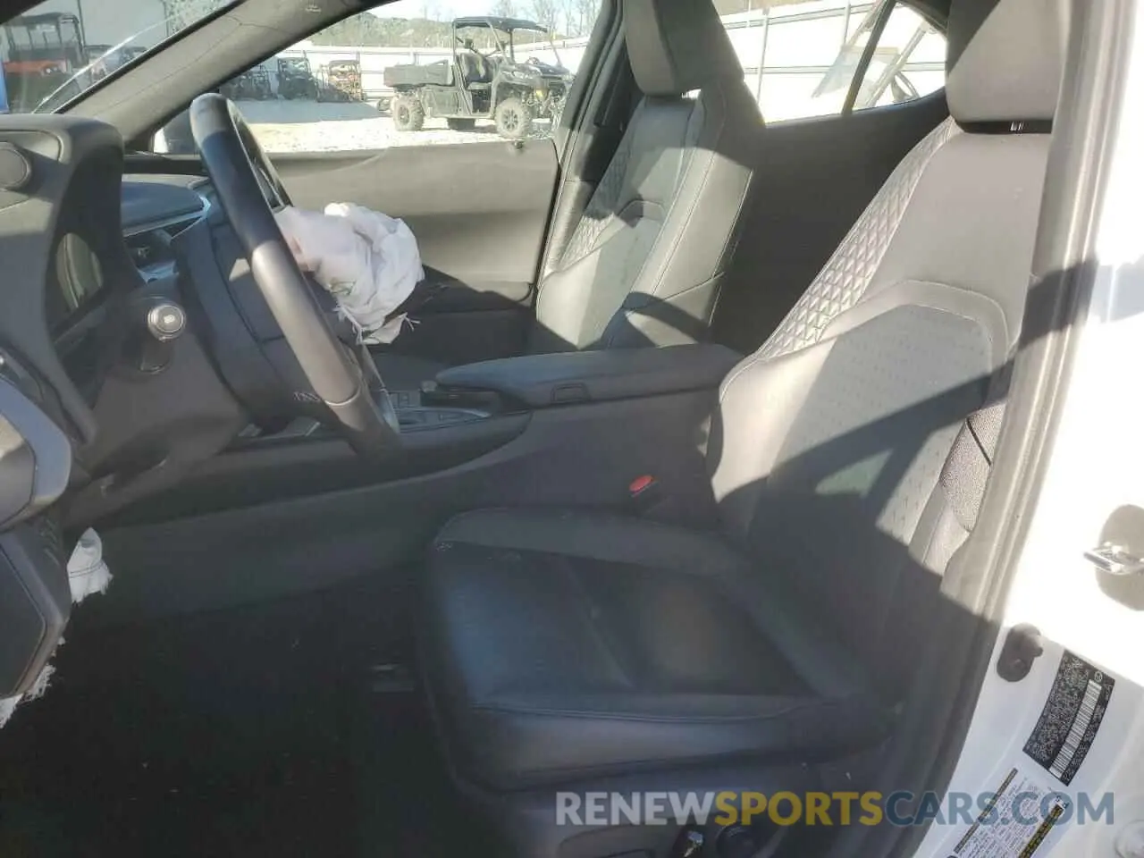 7 Фотография поврежденного автомобиля JTHX3JBH4N2053616 LEXUS UX 200 BAS 2022