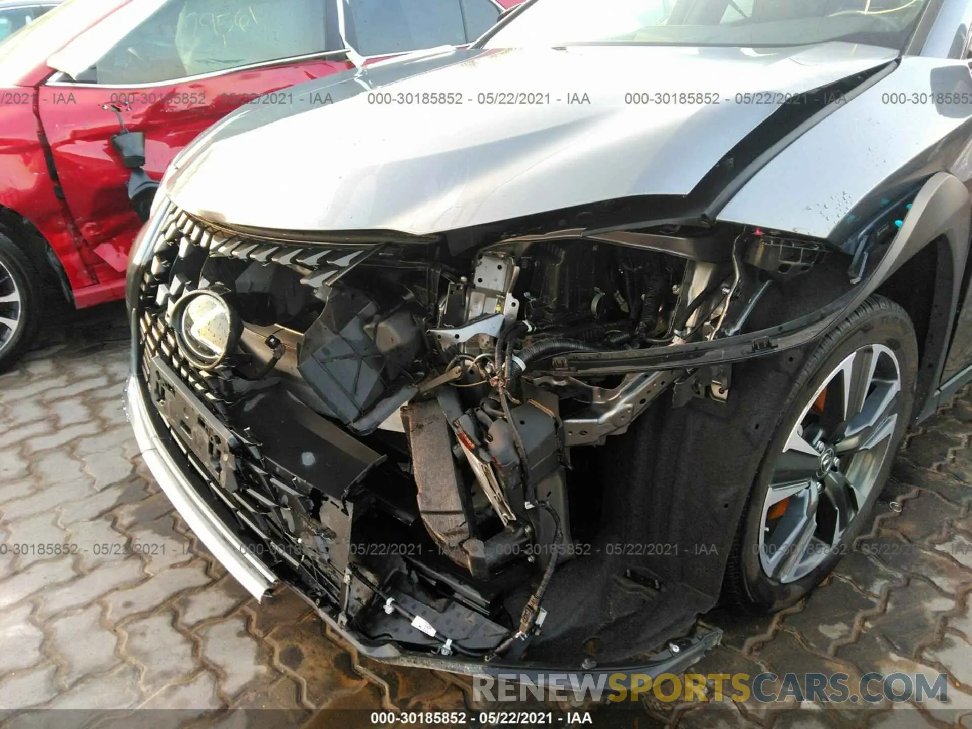 6 Photograph of a damaged car 00000000000004176 LEXUS UX 2019