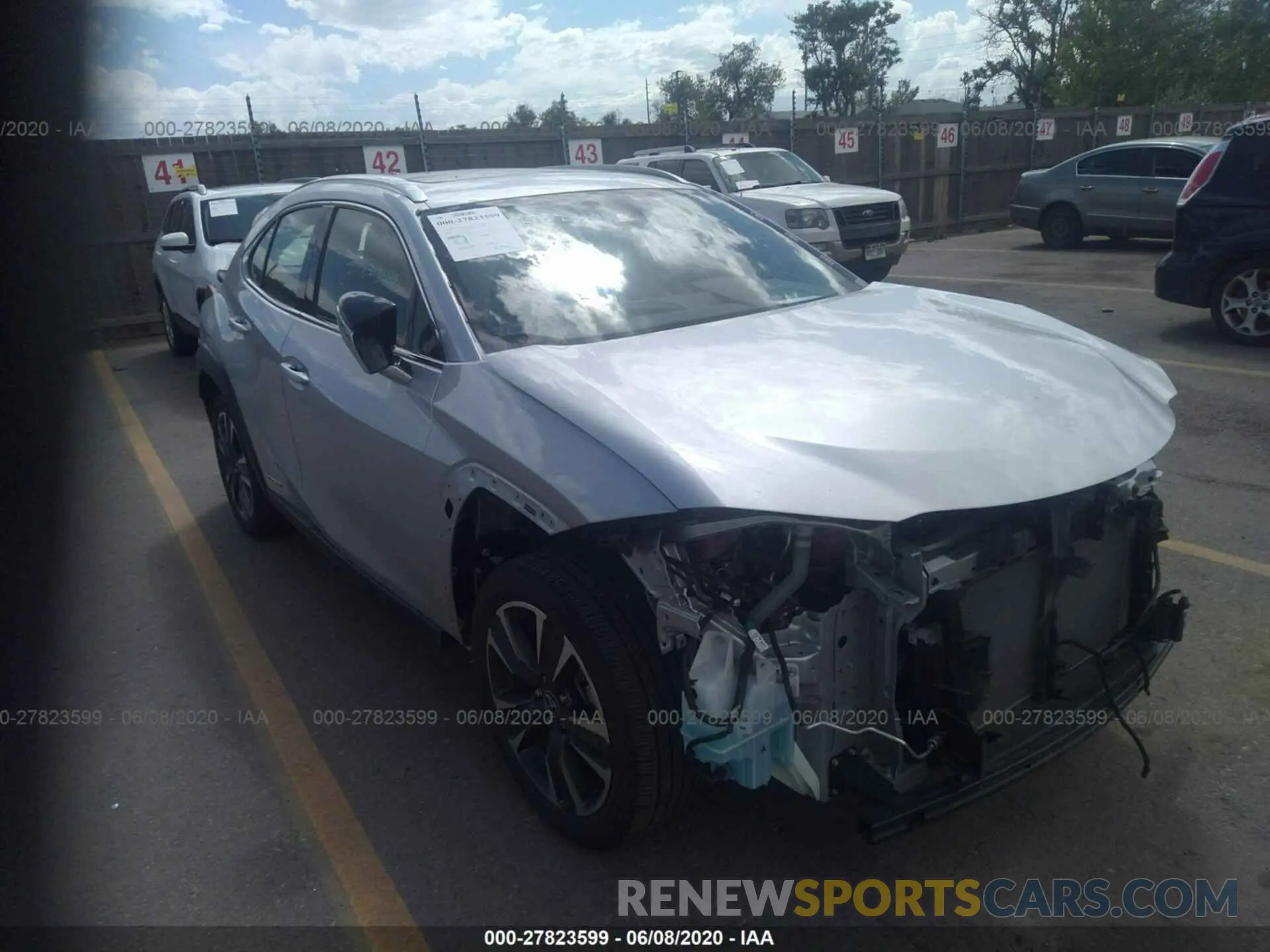 1 Photograph of a damaged car JTHU9JBH1K2011305 LEXUS UX 2019