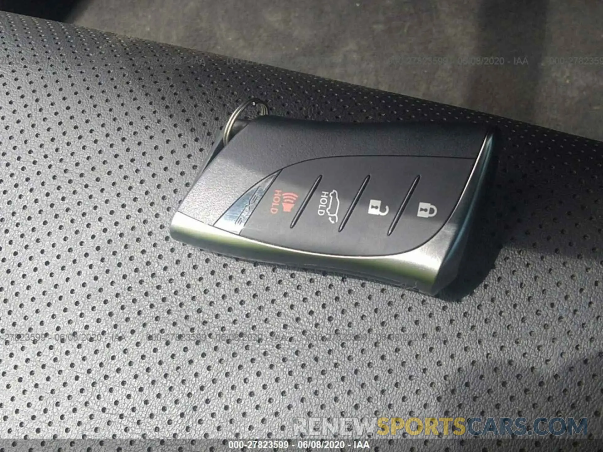 11 Photograph of a damaged car JTHU9JBH1K2011305 LEXUS UX 2019