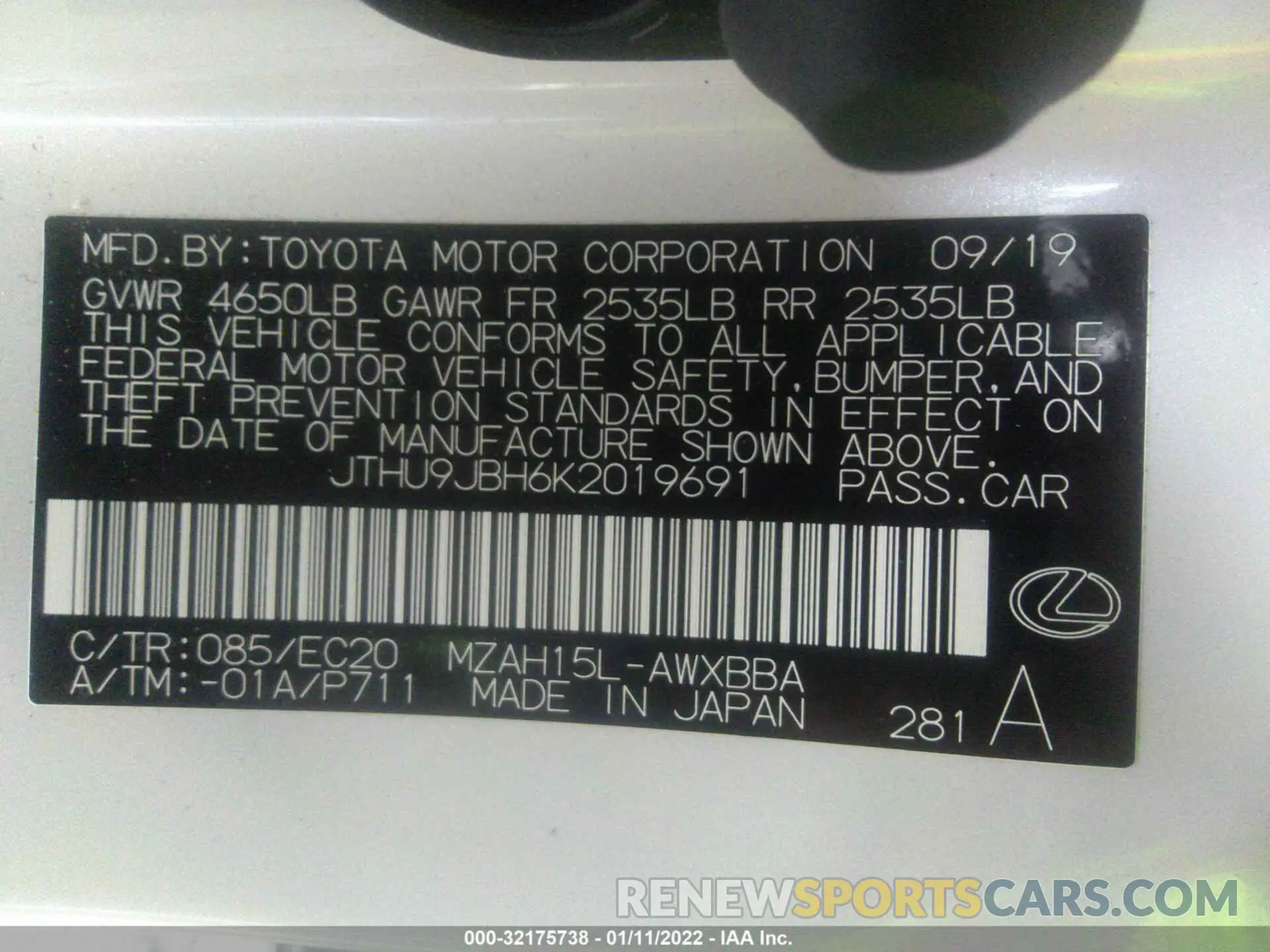 9 Photograph of a damaged car JTHU9JBH6K2019691 LEXUS UX 2019