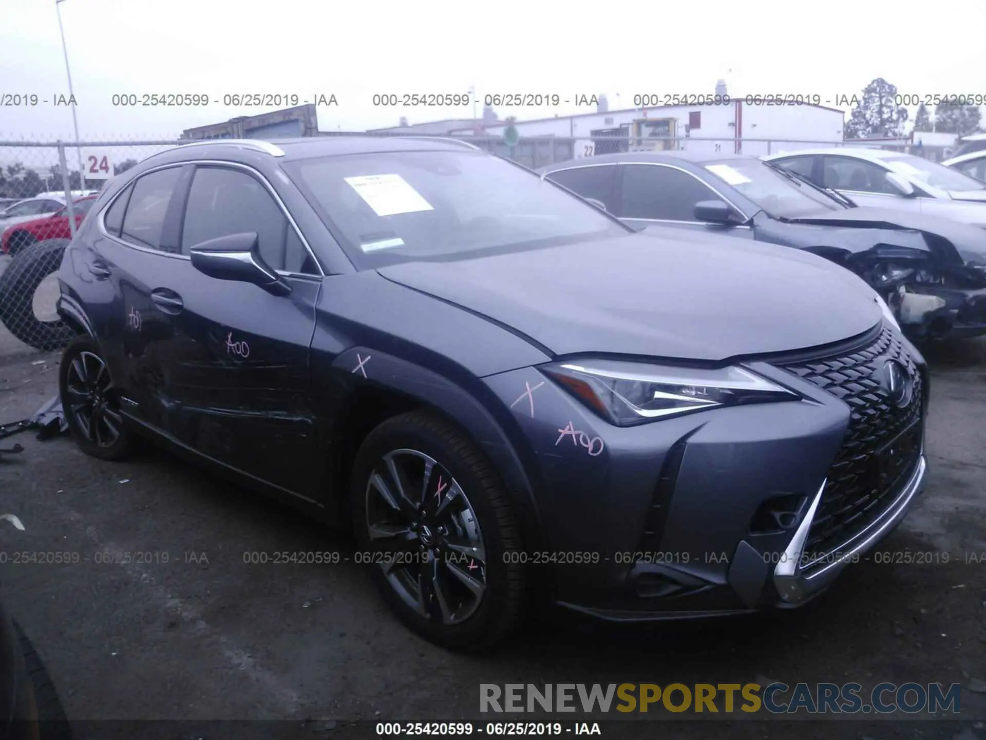 1 Photograph of a damaged car JTHU9JBH7K2005945 LEXUS UX 2019