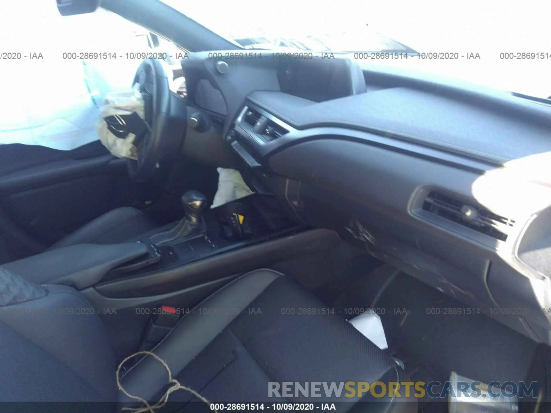 5 Photograph of a damaged car JTHU9JBH9K2003646 LEXUS UX 2019