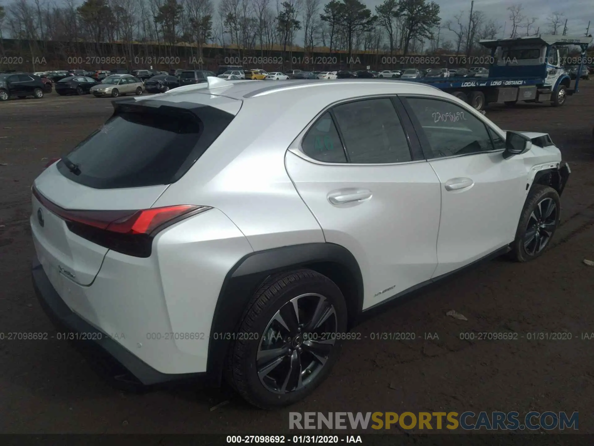 4 Photograph of a damaged car JTHU9JBHXK2004398 LEXUS UX 2019