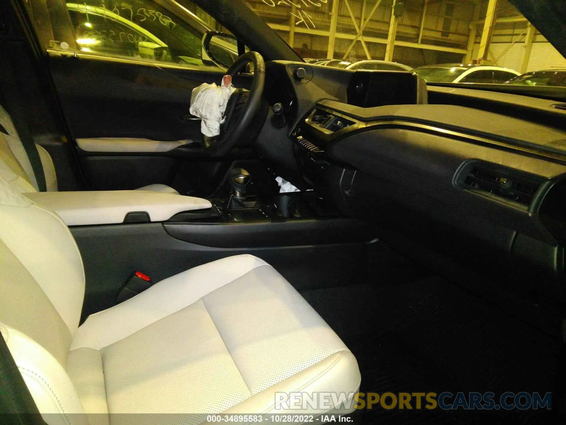 5 Фотография поврежденного автомобиля 00HP9JBH5L2031328 LEXUS UX 2020