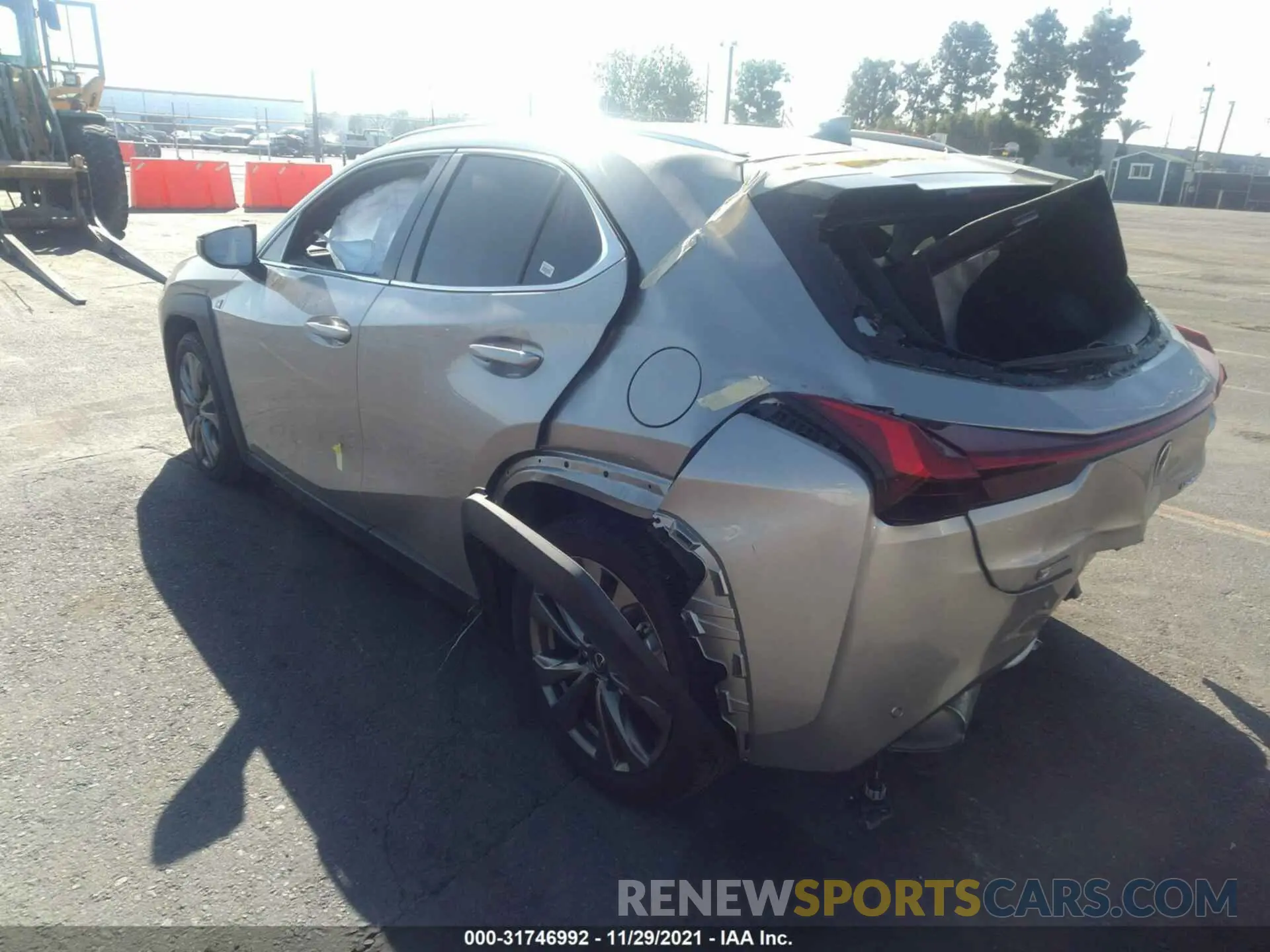 3 Фотография поврежденного автомобиля JTHR3JBH2L2022550 LEXUS UX 2020