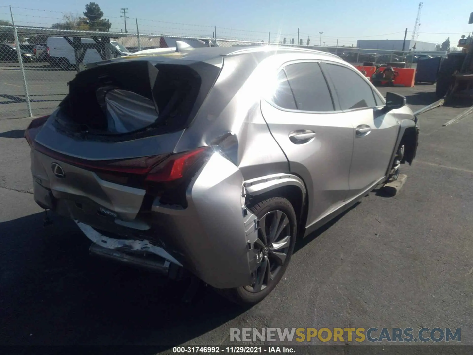 4 Фотография поврежденного автомобиля JTHR3JBH2L2022550 LEXUS UX 2020