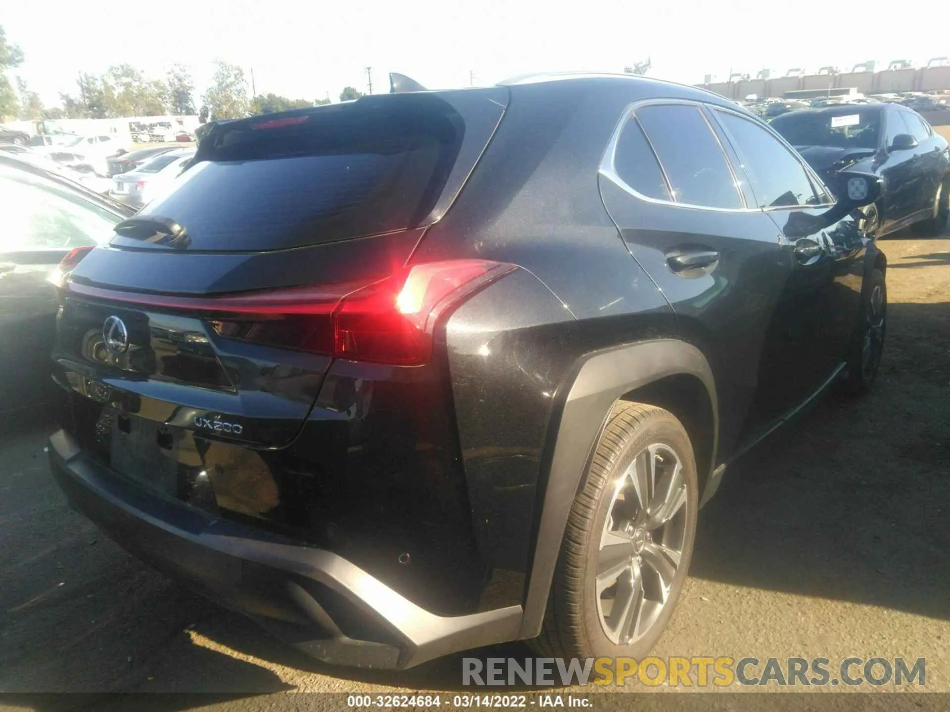 4 Фотография поврежденного автомобиля JTHX3JBH0M2032454 LEXUS UX 2021
