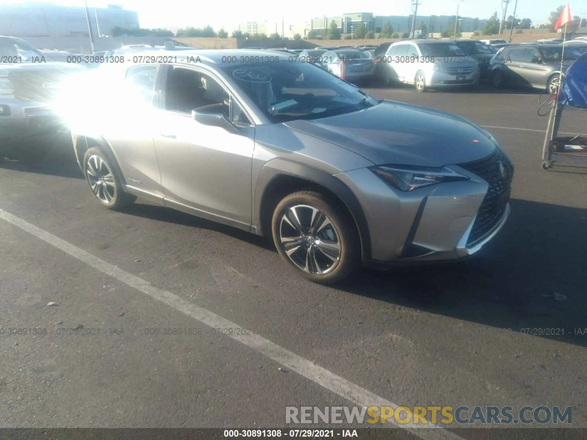 1 Фотография поврежденного автомобиля JTHX9JBHXM2038387 LEXUS UX 2021