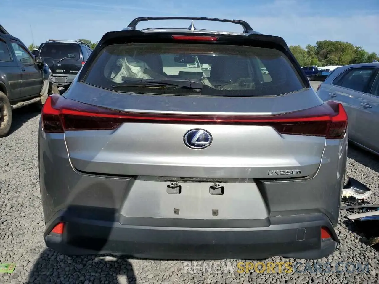 6 Фотография поврежденного автомобиля JTHU9JBH0K2002451 LEXUS UX 250H 2019
