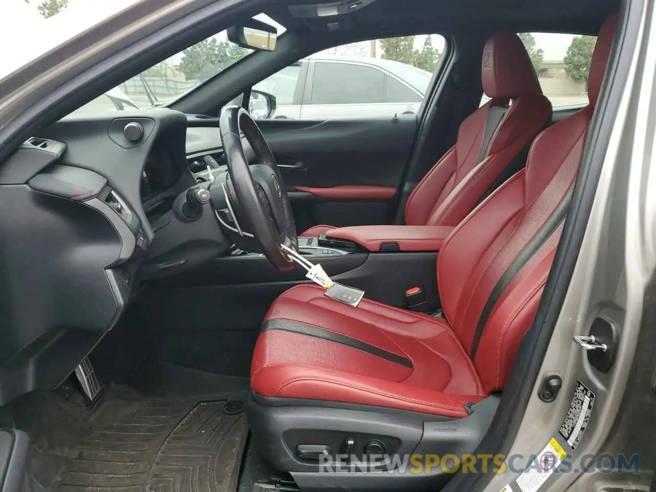 7 Photograph of a damaged car JTHU9JBH0K2003941 LEXUS UX 250H 2019