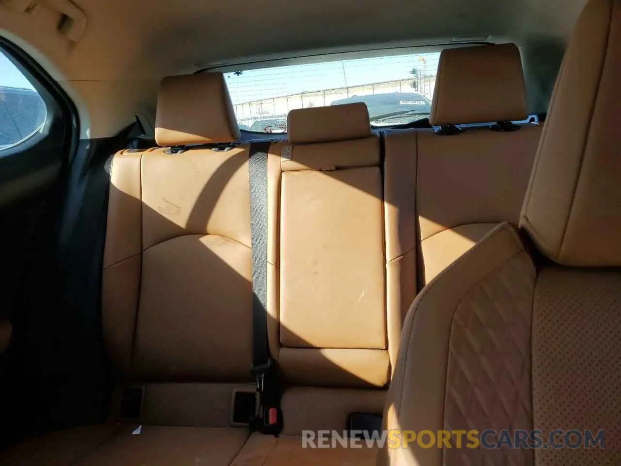 10 Фотография поврежденного автомобиля JTHU9JBH0K2006211 LEXUS UX 250H 2019