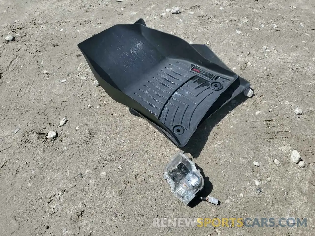 13 Photograph of a damaged car JTHU9JBH2K2003858 LEXUS UX 250H 2019